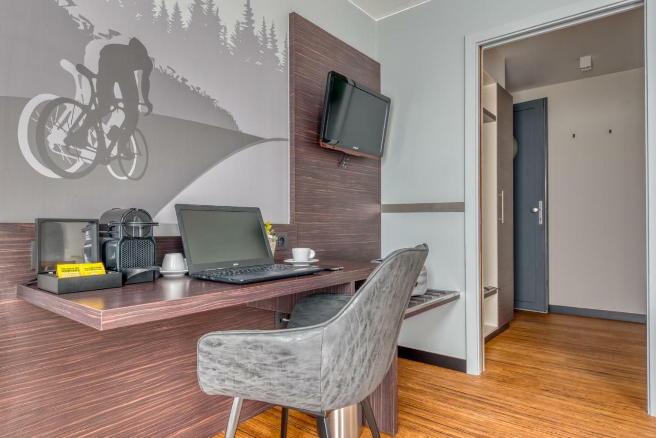 Le Merceny Motel Bastogne Oda fotoğraf